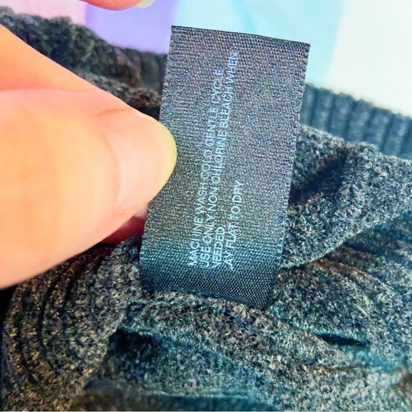 J. Ferrar black pullover crewneck rayon blend sweater L - Picture 7 of 11